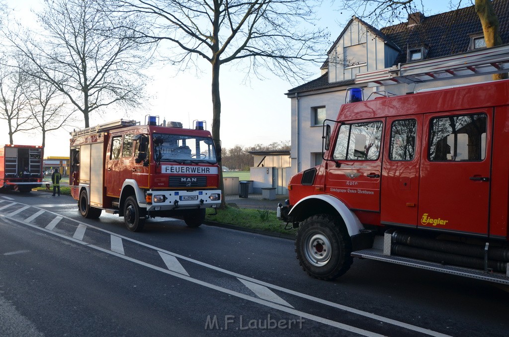 Feuer 3 Koeln Ostheim Rath Roesrathertstr P1180.JPG - Miklos Laubert